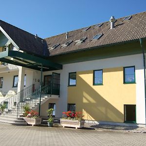 Gasthaus Pension Zum Lustigen Steirer Hotel Bruck an der Mur Exterior photo