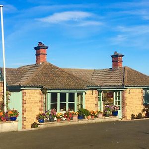 Heatherbell Cottage Guest Accommodation West Bay Exterior photo