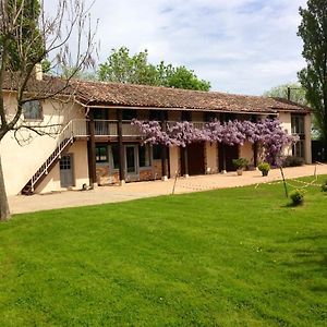 Les Barelles Bed and Breakfast Saint-Jean-de-Thurigneux Exterior photo