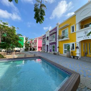 Burano Yellow Villa Heng-ch'un Exterior photo