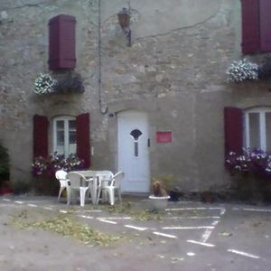 La Maison Des Vendangeurs Bed and Breakfast Trausse Exterior photo