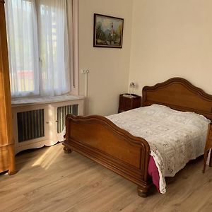 Chambre Arnica Lit 140 Wifi Sdb Partagee Bed and Breakfast Saint-Amarin Exterior photo