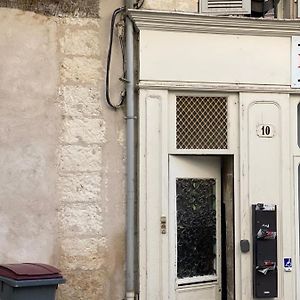 Le Pilori - Centre Historique, En Face Du Musee Du Pilori, A 2Mn A Pied De L'Hyper Centre Et Proche Toutes Commodites, Wifi-Netflix Appartement Niort Exterior photo