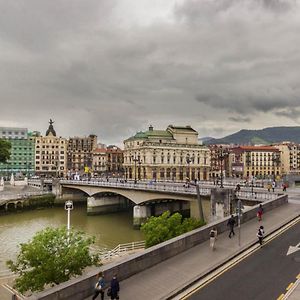 Piso Senorial Con Vistas A La Ria By Urban Hosts Appartement Bilbao Exterior photo