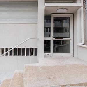 Amazing Duplex - Mid Century Experience & Parking Appartement Porto Exterior photo