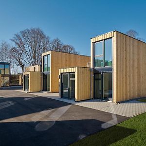 Modern Ausgebauter Ueberseecontainer Als Tiny House Aparthotel Wertheim Exterior photo