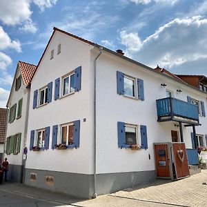 Gastehaus Sellemols Ferienhaus Winzer Appartement Heuchelheim-Klingen Exterior photo