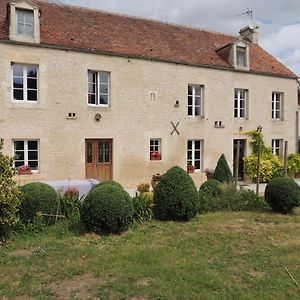 La Ferme Du Bourg Bed and Breakfast Eraines Exterior photo