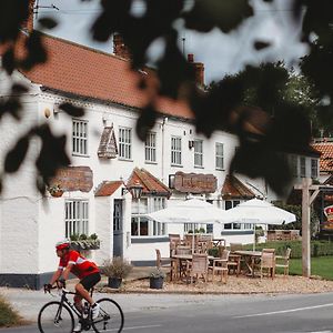 The Crown Inn Roecliffe Harrogate Exterior photo