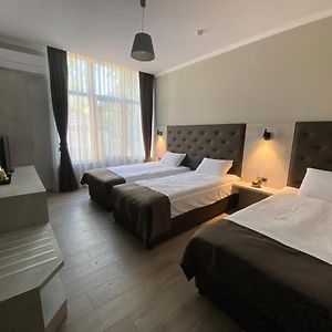 Comfort Guest Rooms Kazanlŭk Exterior photo