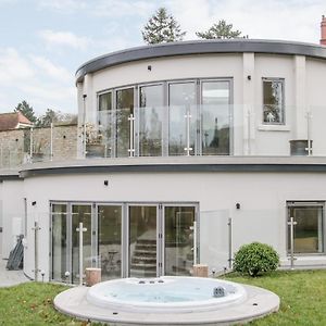 Round House Villa Church Stretton Exterior photo