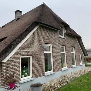 De Boerderij - Buitenplaats Ruitenveen, privé Nieuwleusen Exterior photo