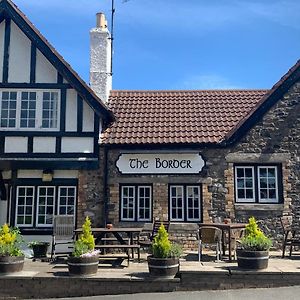 The Border Hotel Kirk Yetholm Exterior photo