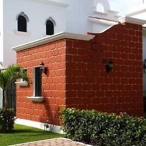 Sunrise Room In Stunning Villa Playacar Townhouse Stage 2 Playa del Carmen Exterior photo