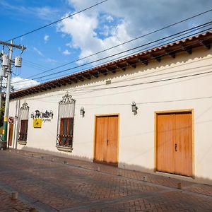 Apartamentos Casco Historico Comayagua Exterior photo