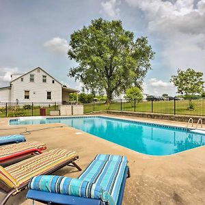 Cozy Missouri Retreat With Pool, Pond And Fire Pit! Appartement Berger Exterior photo