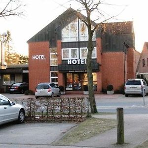 Einfelder Hof Garni Hotel Neumünster Exterior photo