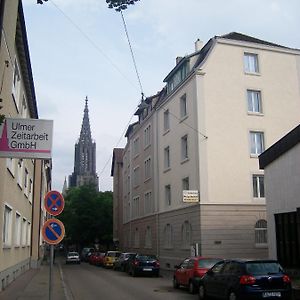 Gastehaus Heigeleshof Bed and Breakfast Ulm Exterior photo