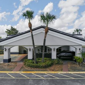 Stayable Orlando At Florida Mall Exterior photo