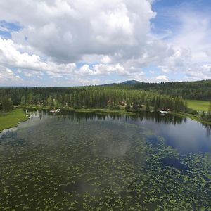 Ten-ee-ah Lodge&Campground Lac La Hache Exterior photo