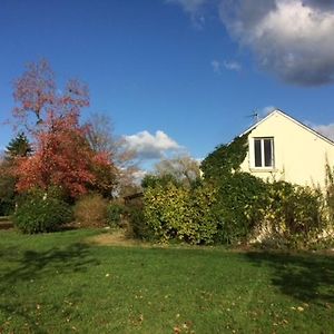 La Marelle Bed and Breakfast Avrillé-les-Ponceaux Exterior photo