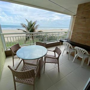 Terramaris Apartamento Beira Mar Pe Na Areia Appartement Aquiraz Exterior photo
