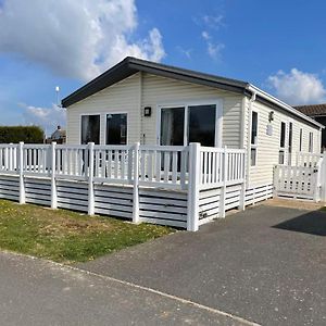 41 Woodland Walk Pevensey Bay Holiday Park Villa Exterior photo