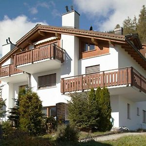 Renovated 3 Rooms Apartment In Ruschein Near Laax Exterior photo