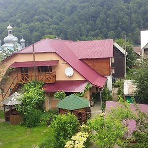 Садиба У Галина Та Йосипа Hotel Ust'-Chorna Exterior photo