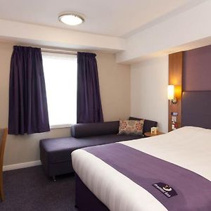 Premier Inn Leamington Spa Town Centre Exterior photo