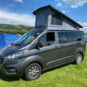 Fab Camper Rentals Clevedon Exterior photo