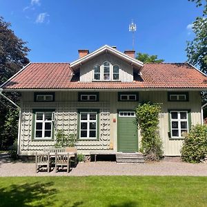 Aeppelgarden Bed and Breakfast Mariestad Exterior photo