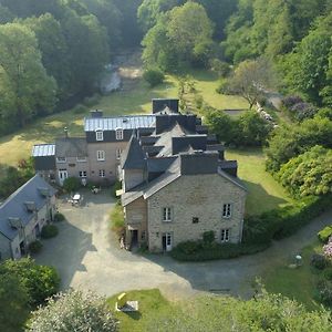 Domaine Des Papeteries Bed and Breakfast Plounevez-Moedec Exterior photo