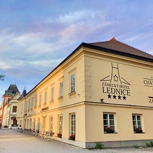 Zamecky Hotel Lednice Exterior photo