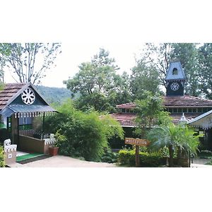 Indeco Lake Forest Hotel Yercaud Exterior photo