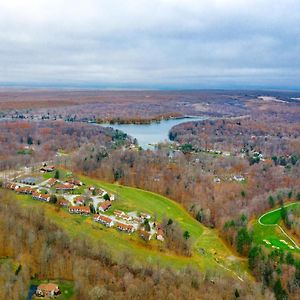 Crown Resorts At Wolf Run DuBois Exterior photo