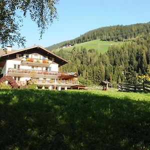 Haus Adlerhorst Aparthotel Ulten Exterior photo