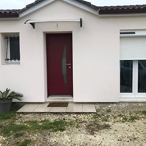 Chambre zen Bed and Breakfast Saint-Medard-de-Guizieres Exterior photo