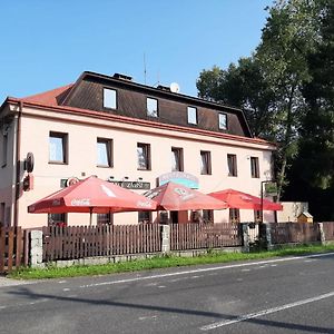 Penzion Restaurace Zatisi Hotel Rumburk Exterior photo