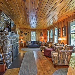 Cozy Lakefront Cabin With Indoor Gas Fireplace! Villa Mercer Exterior photo