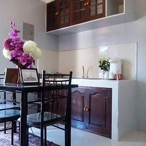Lp Madriaga Private Apt Fully Furnished W/Balcony Appartement Vigan Exterior photo