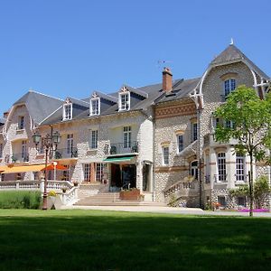 Logis Hotel Restaurant Le Parc Salbris Exterior photo