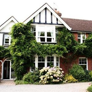 Danehurst Bed and Breakfast Tunbridge Wells Exterior photo