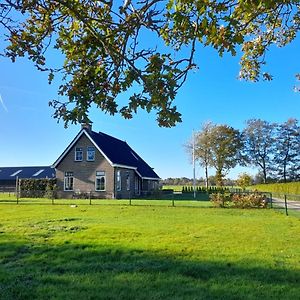 Bed En Breakfast The Wooden Wall Bed and Breakfast Marum Exterior photo