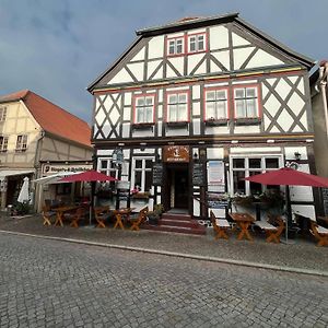 Hotel Am Rathaus Adii Tangermünde Exterior photo