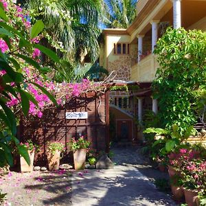 La Reine Creole Bed and Breakfast La Gaulette Exterior photo