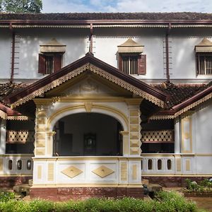 Gileemale Walawwa & Estate Hotel Ratnapura Exterior photo