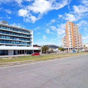 Comodo Apartamento Frente Al Mar Appartement Piriápolis Exterior photo