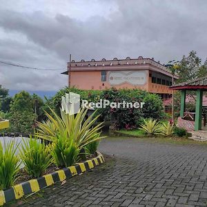 Hotel Makatembo Tomohon Mitra Reddoorz Pineleng Exterior photo