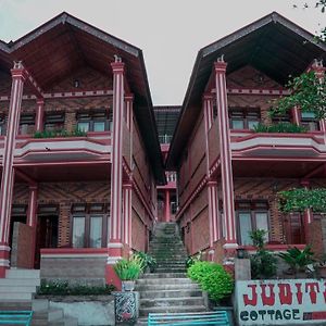 Judita Cottages Tuk Tuk Exterior photo